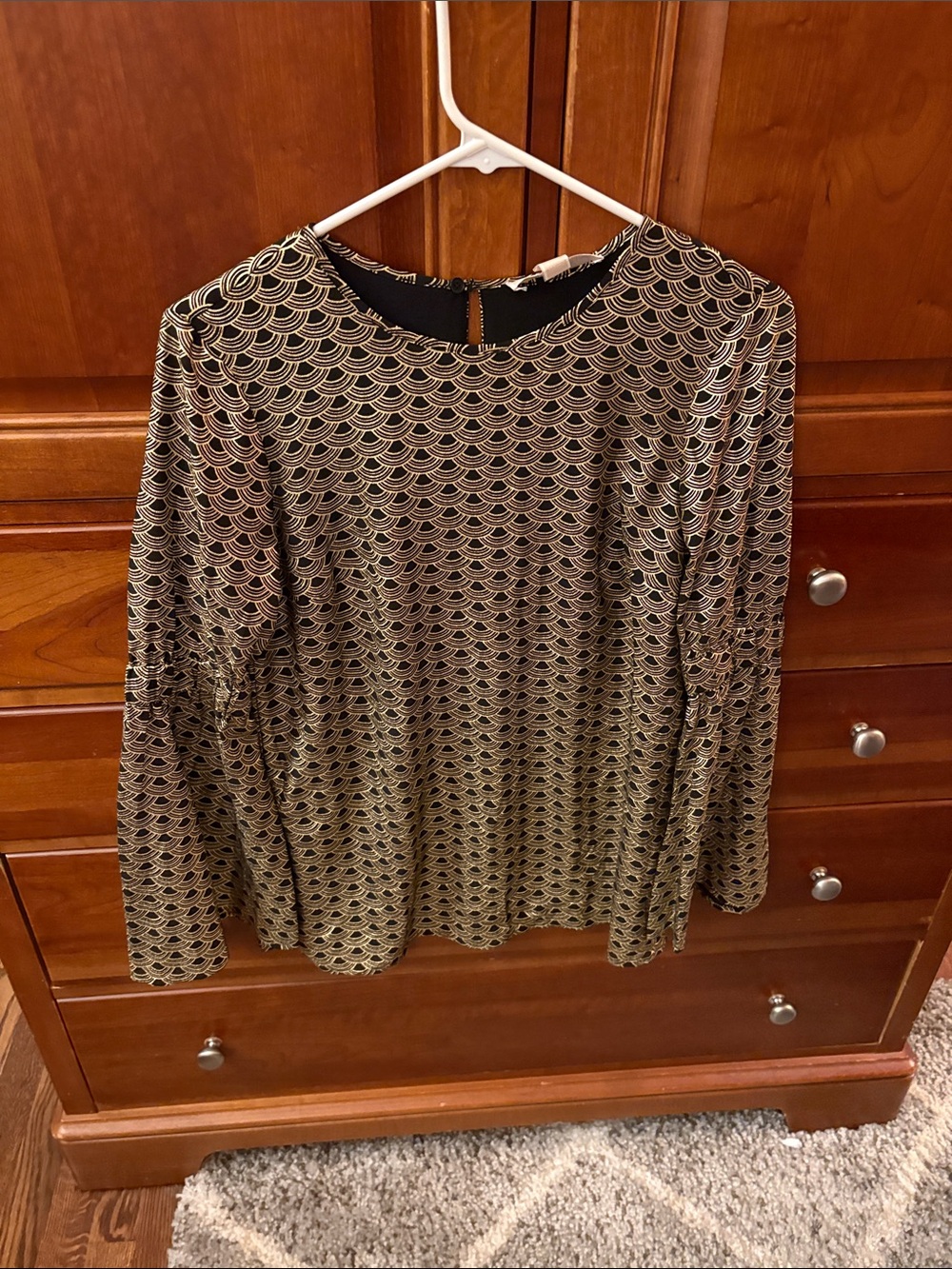 MICHAEL Michael Kors Black and Gold Metallic Long Sleeve Top